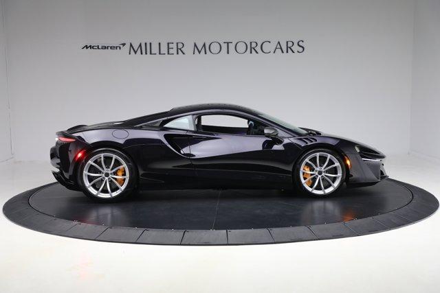 new 2025 McLaren Artura car, priced at $305,733