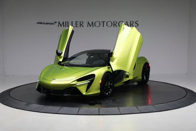 used 2024 McLaren Artura car, priced at $219,900