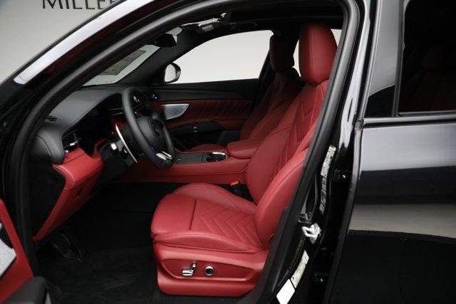 new 2025 Maserati Grecale car, priced at $114,035