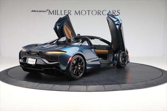 new 2025 McLaren Artura car, priced at $324,900