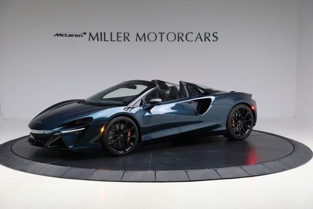 used 2025 McLaren Artura car, priced at $259,900