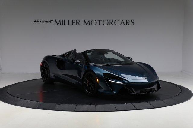 used 2025 McLaren Artura car, priced at $259,900