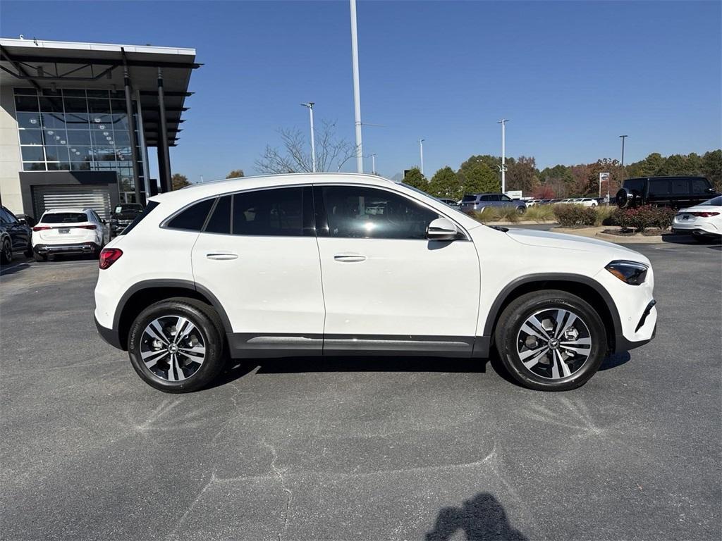 new 2025 Mercedes-Benz GLA 250 car, priced at $44,345