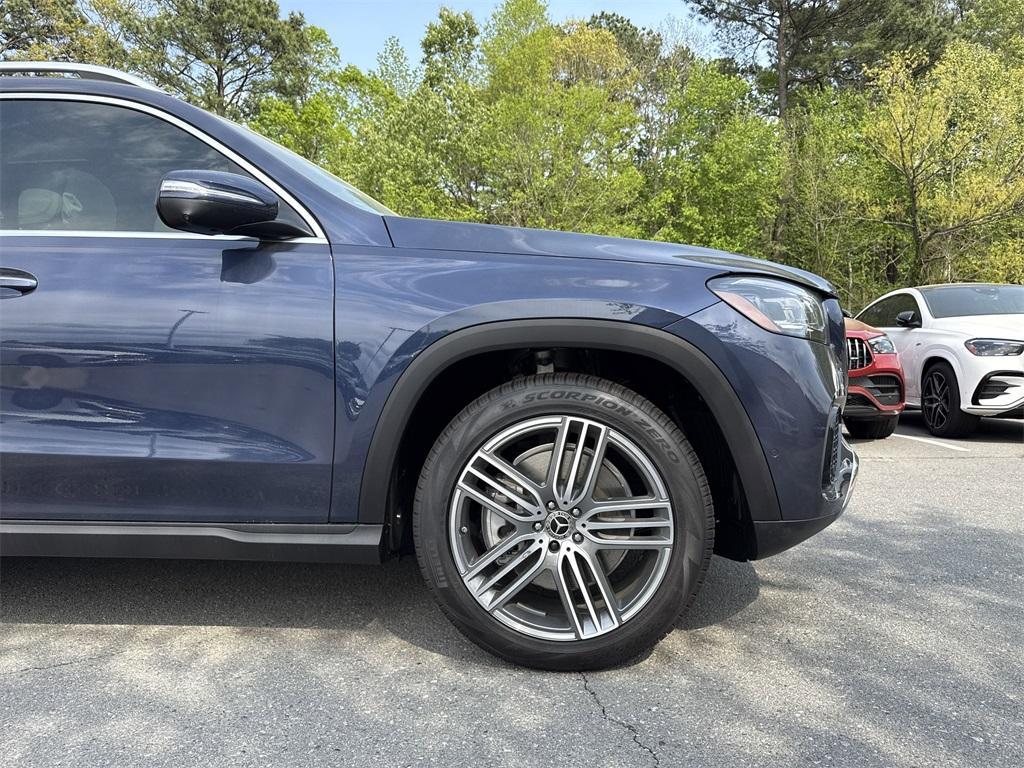 new 2025 Mercedes-Benz GLS 450 car, priced at $96,565