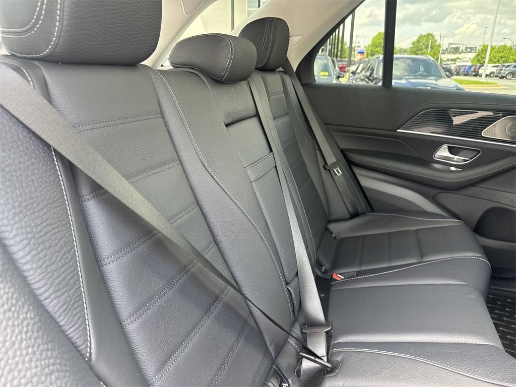 new 2025 Mercedes-Benz GLE 450e car, priced at $90,505