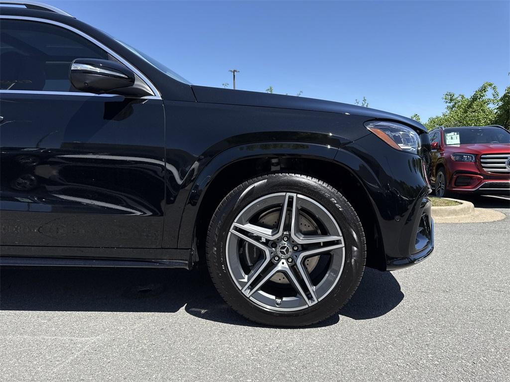 new 2025 Mercedes-Benz GLS 450 car, priced at $100,475