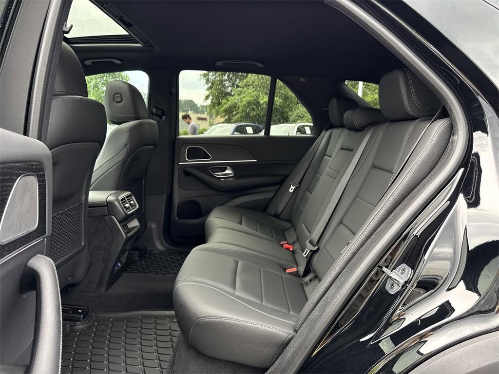 used 2025 Mercedes-Benz GLE 350 car, priced at $63,350