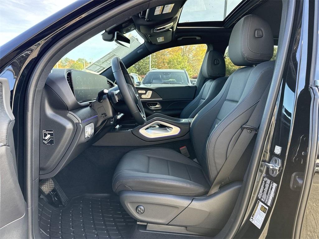 used 2025 Mercedes-Benz GLE 350 car, priced at $72,000