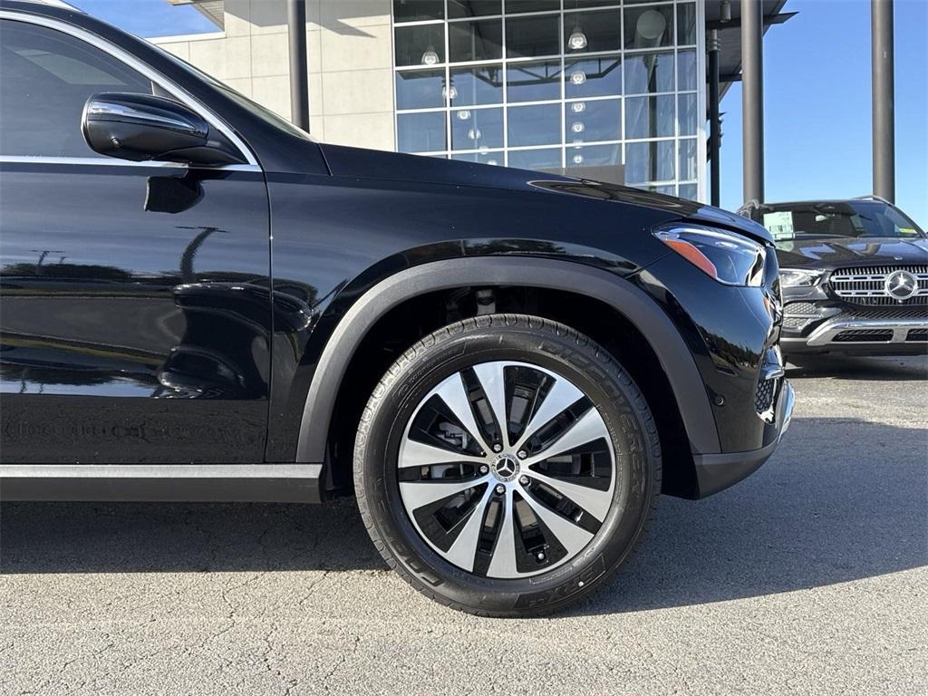 used 2025 Mercedes-Benz GLE 350 car, priced at $72,000
