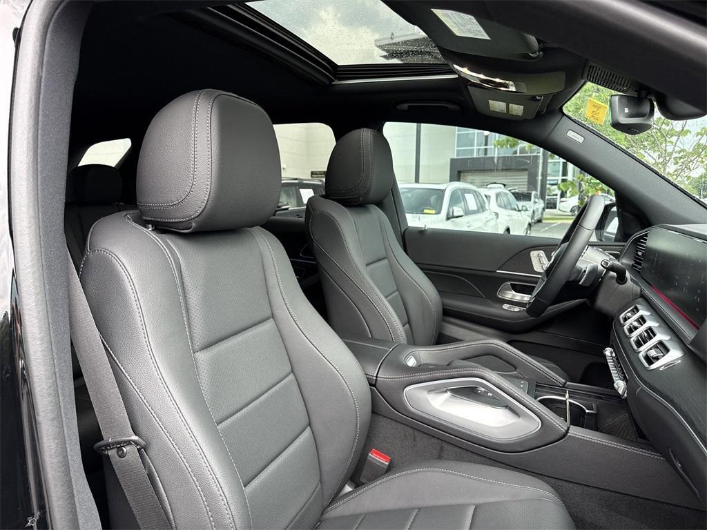 used 2025 Mercedes-Benz GLE 350 car, priced at $63,350