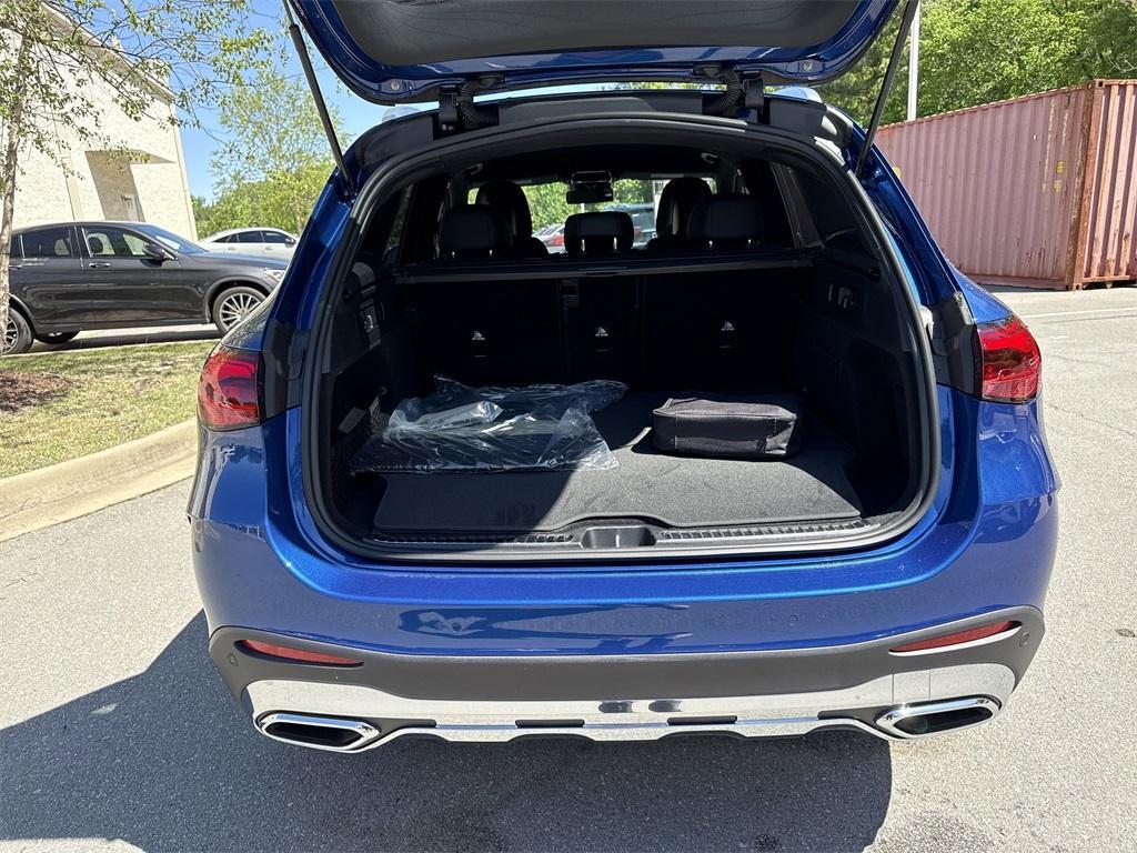 new 2025 Mercedes-Benz GLC 350e car, priced at $66,400