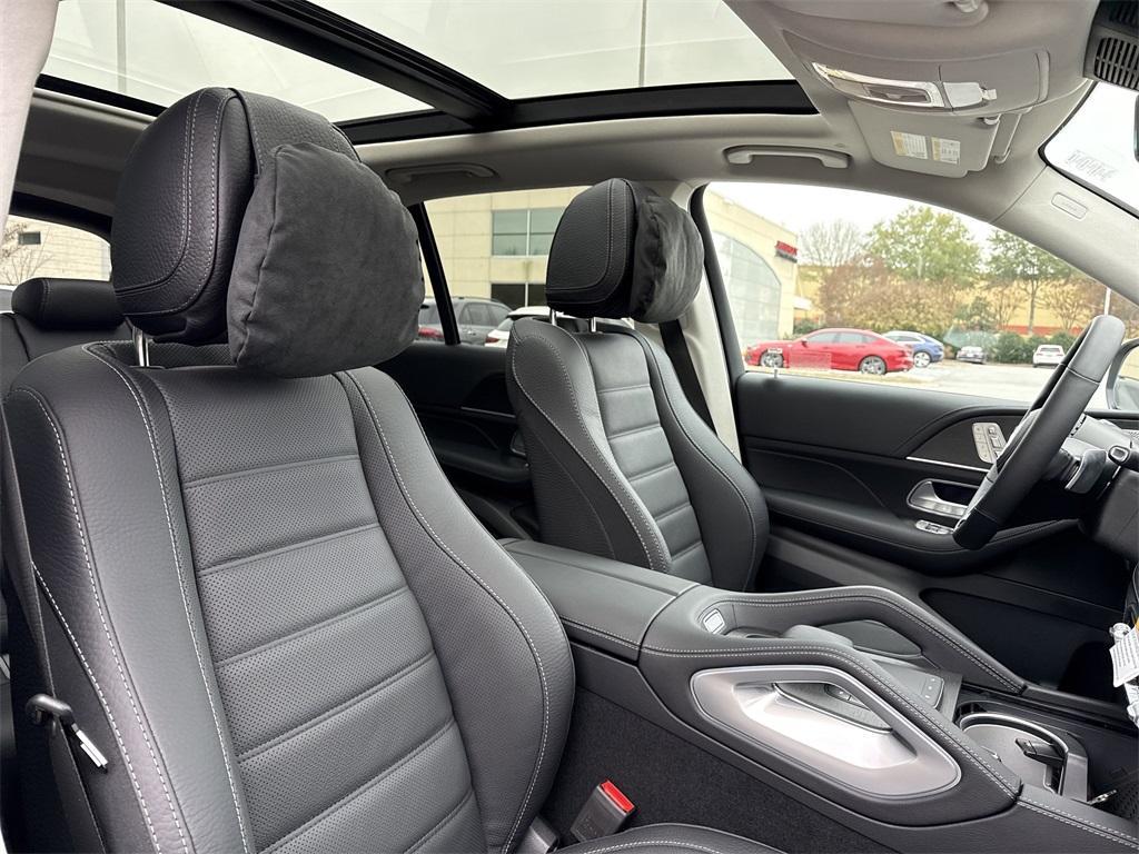 new 2026 Mercedes-Benz GLE 450 car, priced at $87,595