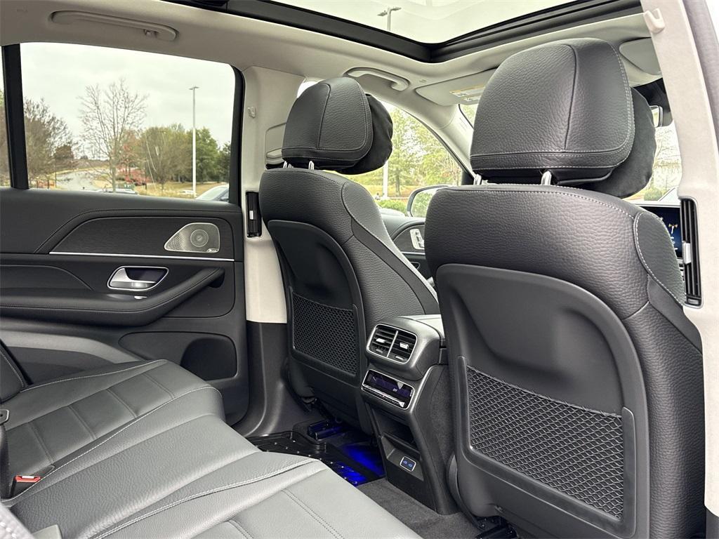 new 2026 Mercedes-Benz GLE 450 car, priced at $87,595