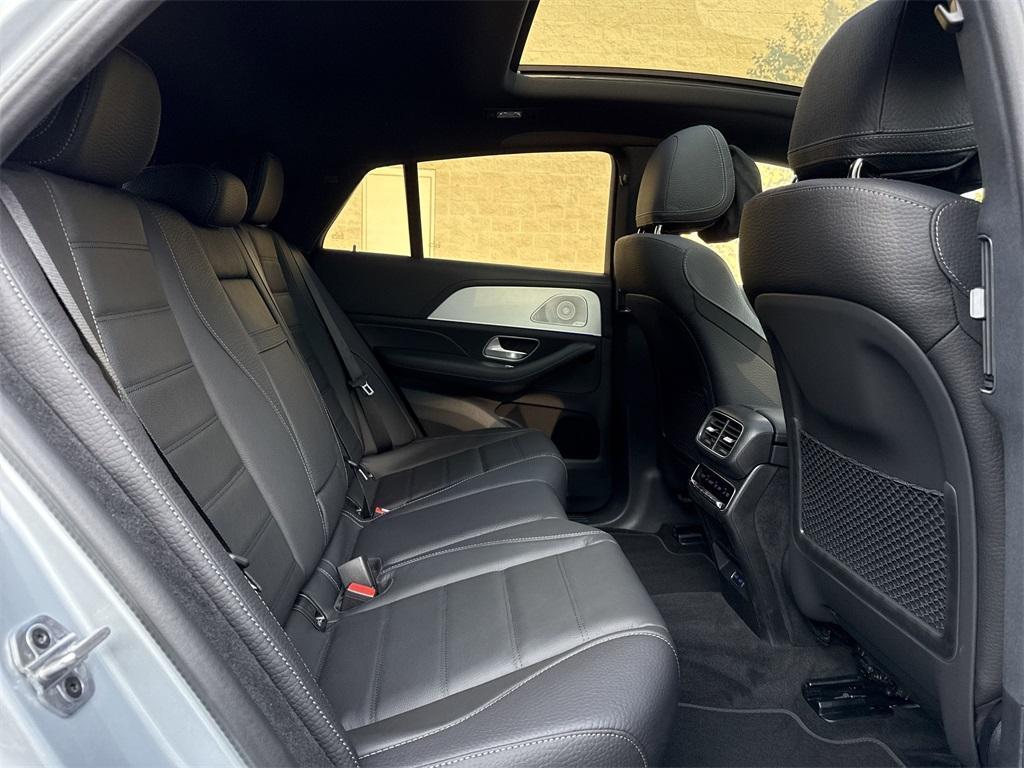 new 2026 Mercedes-Benz GLE 450 car, priced at $92,810