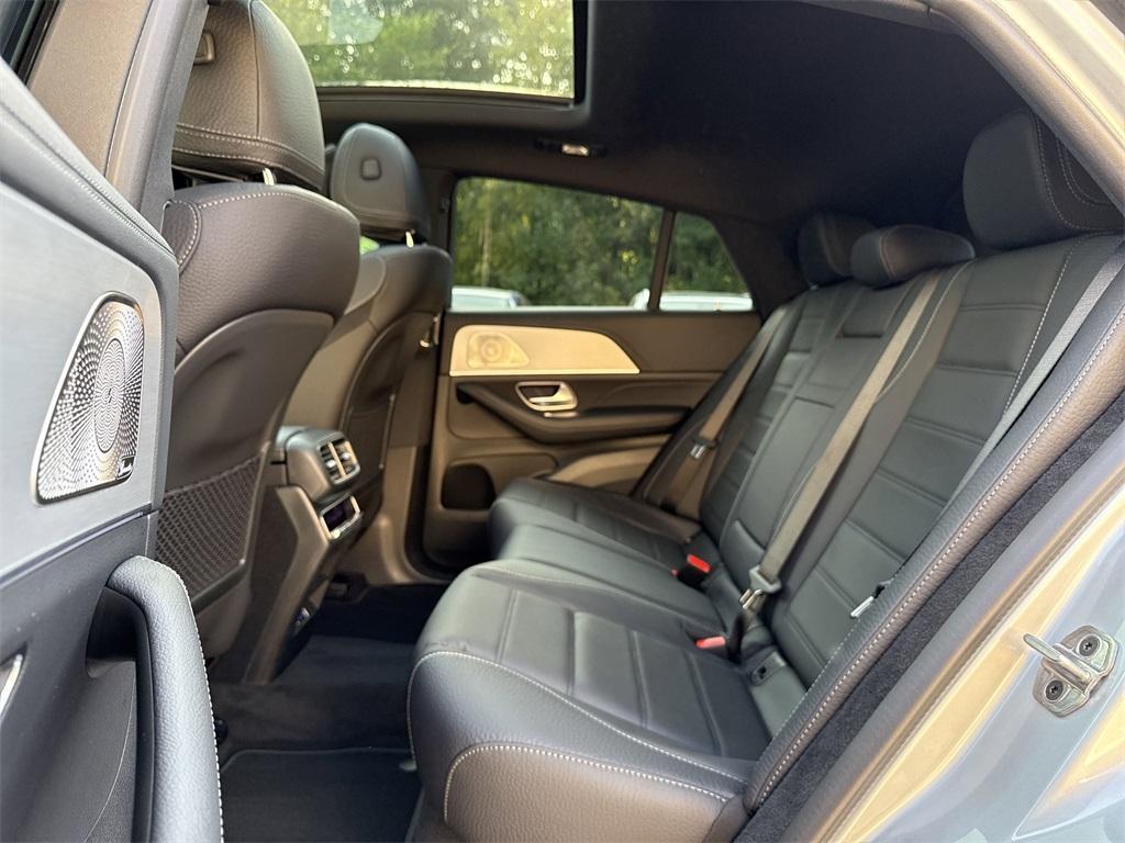 new 2026 Mercedes-Benz GLE 450 car, priced at $92,810