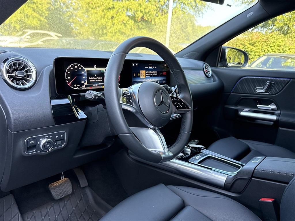 used 2025 Mercedes-Benz GLA 250 car, priced at $43,900