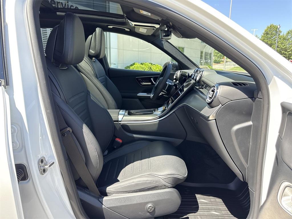 new 2025 Mercedes-Benz GLC 350e car, priced at $74,910