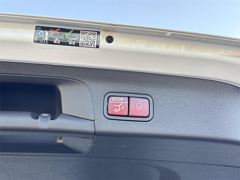 used 2025 Mercedes-Benz GLS 450 car, priced at $88,900