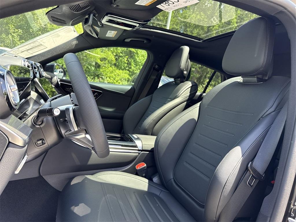 new 2025 Mercedes-Benz GLC 300 car, priced at $68,235