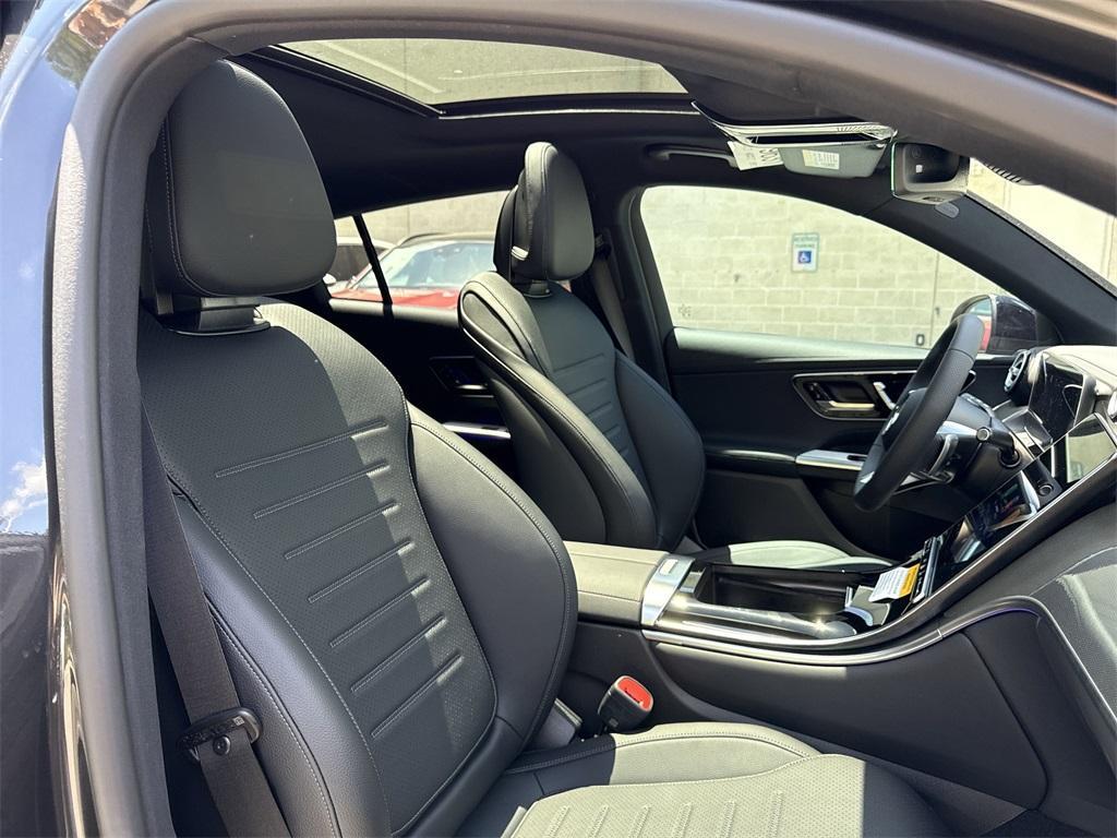 new 2025 Mercedes-Benz GLC 300 car, priced at $68,235
