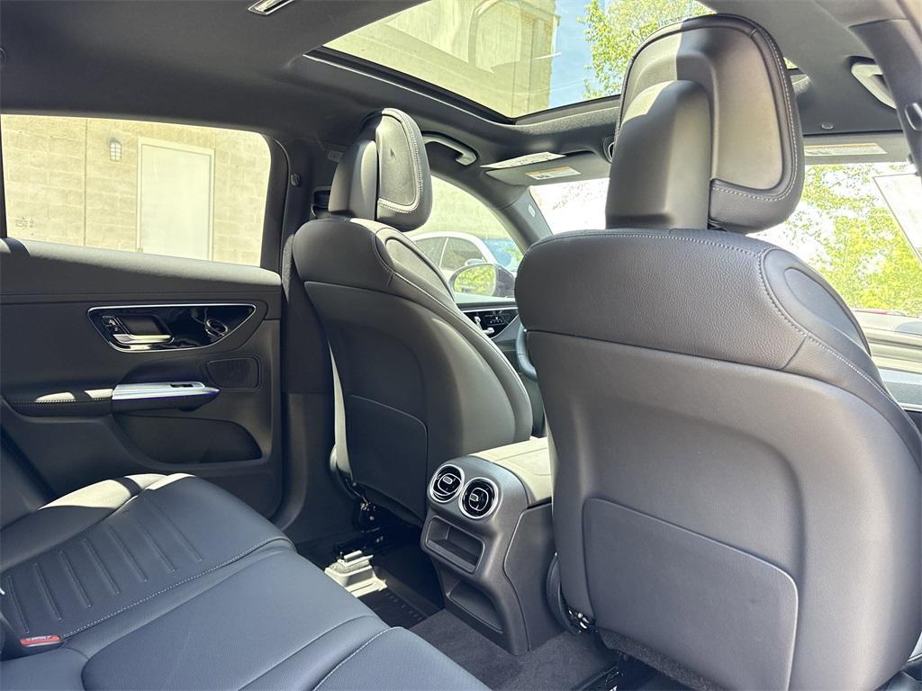 new 2025 Mercedes-Benz GLC 300 car, priced at $68,235