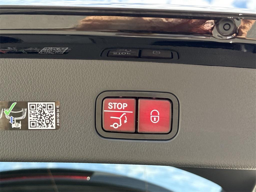 new 2026 Mercedes-Benz GLC 300 car, priced at $58,450