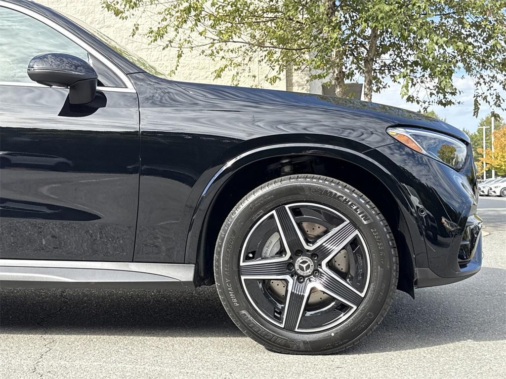 new 2026 Mercedes-Benz GLC 300 car, priced at $58,450