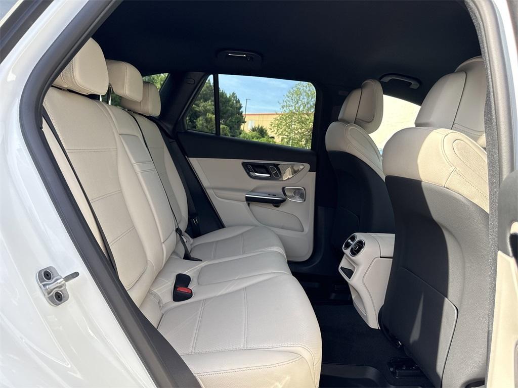 new 2025 Mercedes-Benz GLC 350e car, priced at $64,685