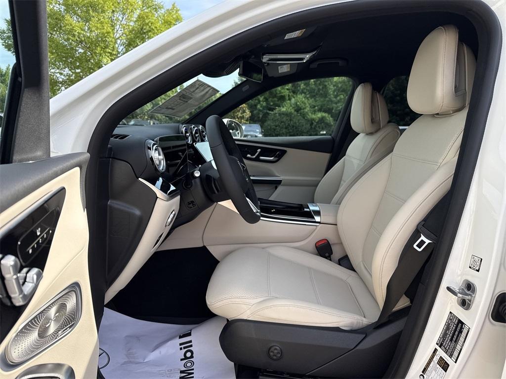 new 2025 Mercedes-Benz GLC 350e car, priced at $64,685