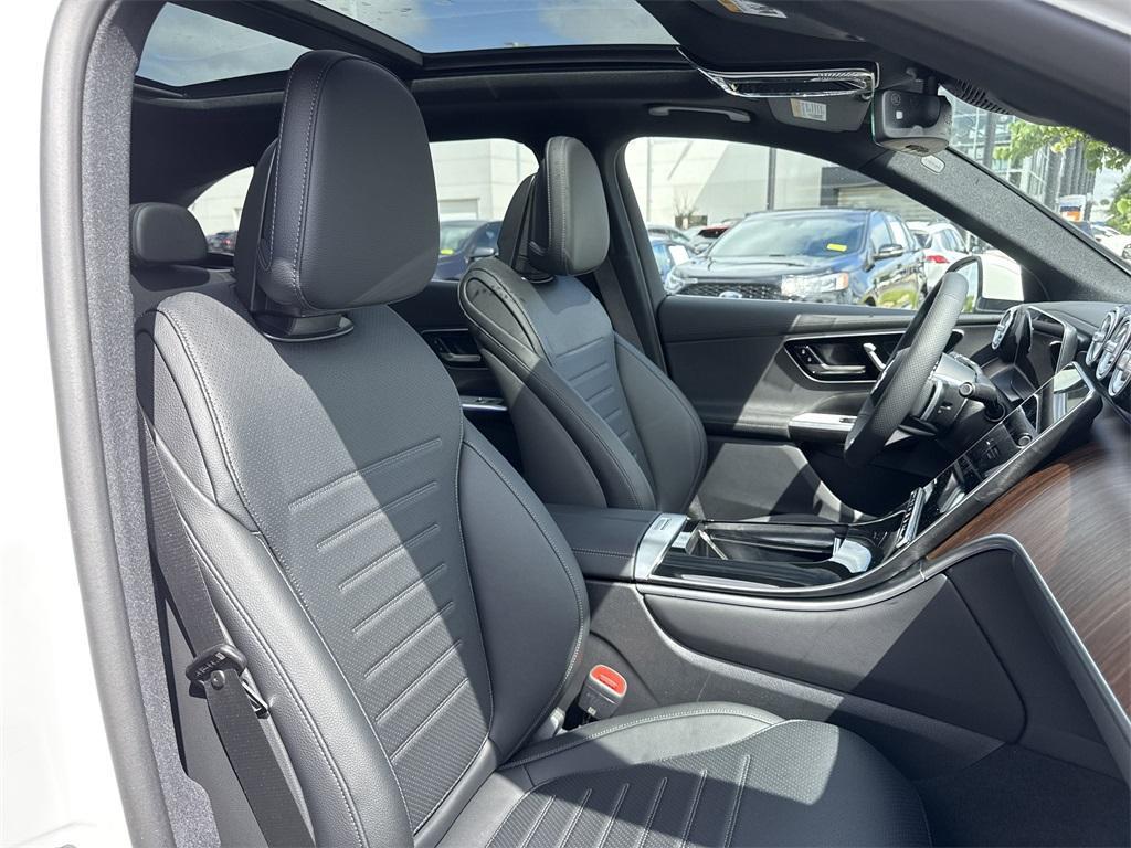 new 2025 Mercedes-Benz GLC 350e car, priced at $67,900