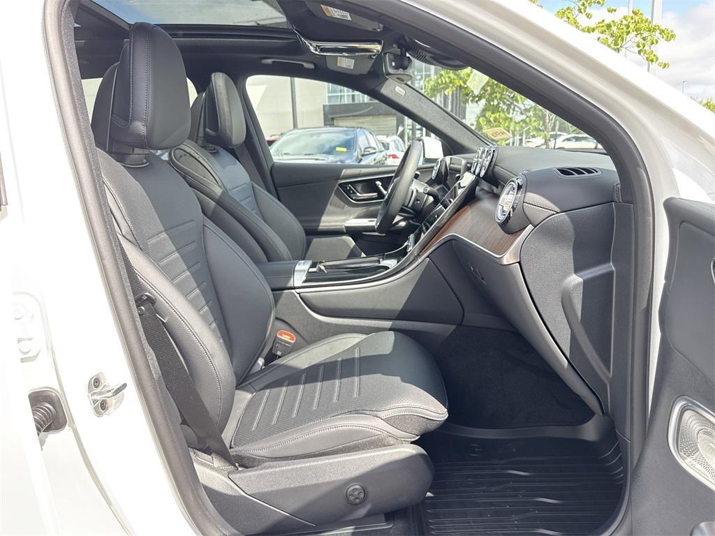 new 2025 Mercedes-Benz GLC 350e car, priced at $67,900