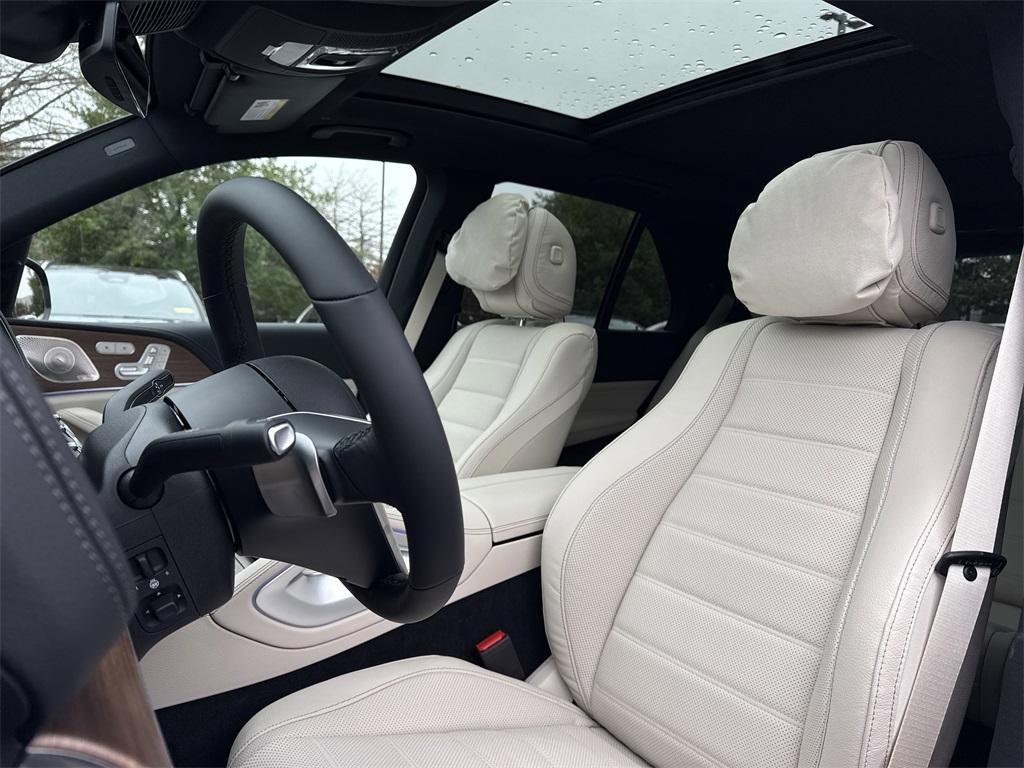 new 2026 Mercedes-Benz GLE 450 car, priced at $93,860