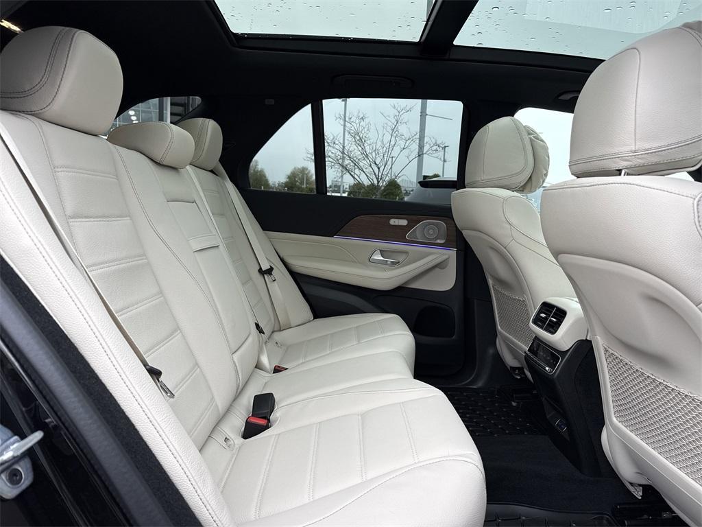 new 2026 Mercedes-Benz GLE 450 car, priced at $93,860