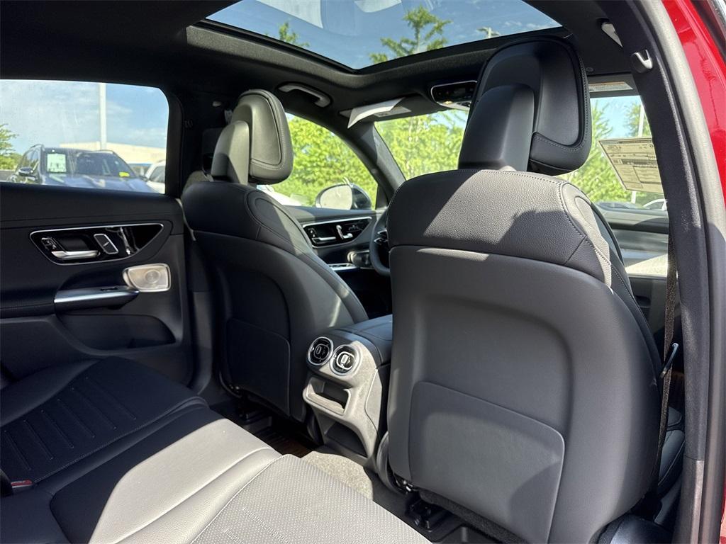 new 2025 Mercedes-Benz GLC 300 car, priced at $71,835