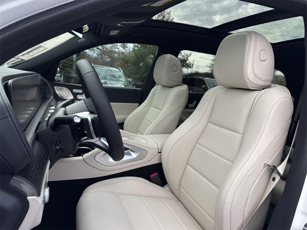new 2025 Mercedes-Benz GLS 450 car, priced at $97,430