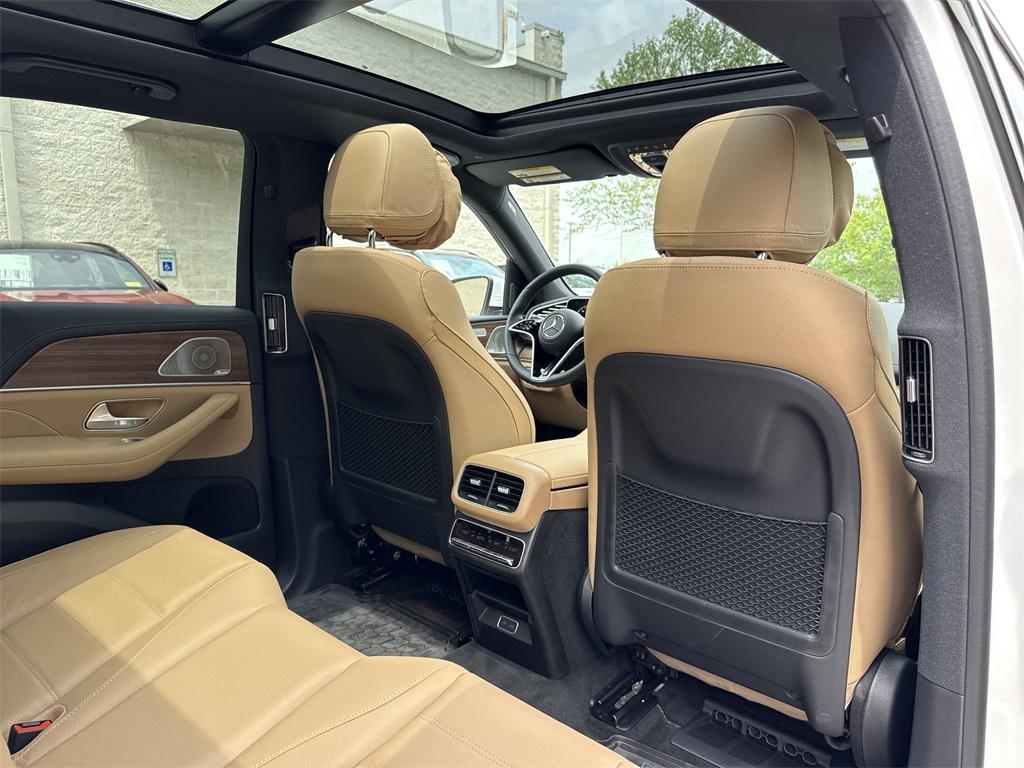 new 2025 Mercedes-Benz GLE 350 car, priced at $82,605