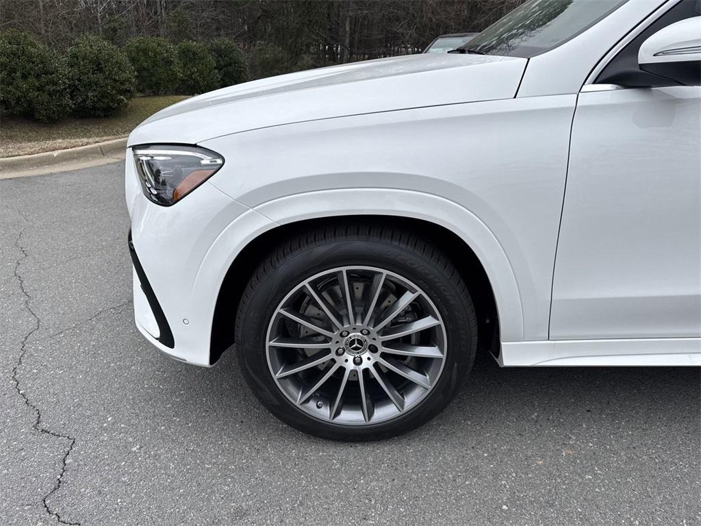 new 2025 Mercedes-Benz GLE 450 car, priced at $89,235