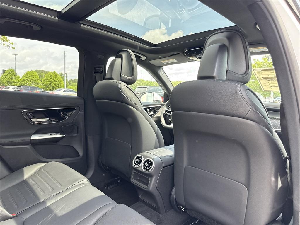 new 2025 Mercedes-Benz GLC 300 car, priced at $57,800