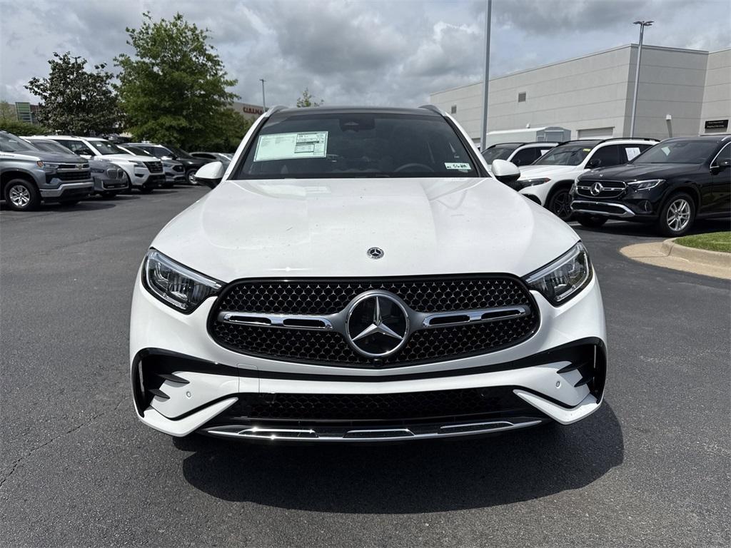 new 2025 Mercedes-Benz GLC 300 car, priced at $57,800