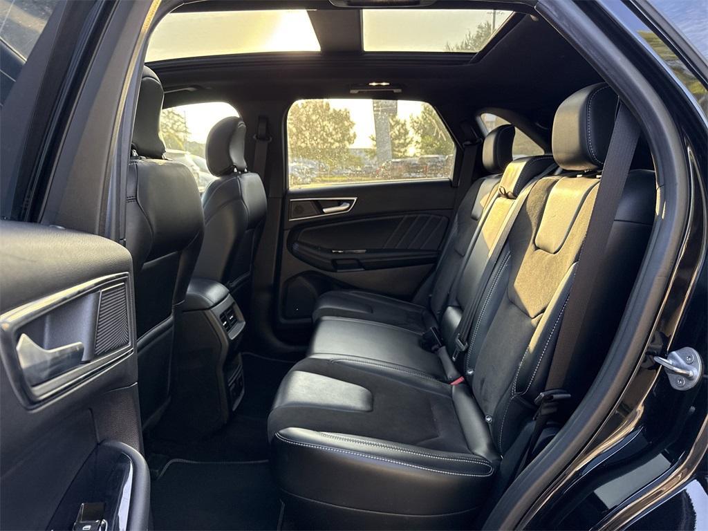 used 2019 Ford Edge car, priced at $20,000
