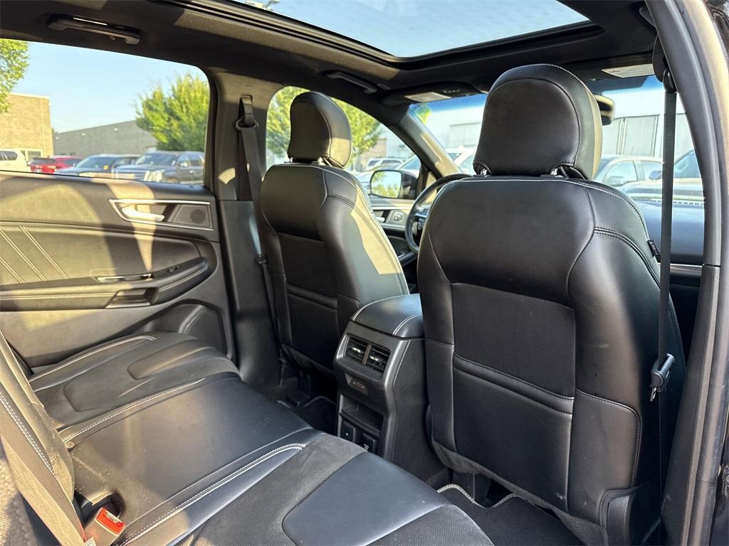 used 2019 Ford Edge car, priced at $20,000