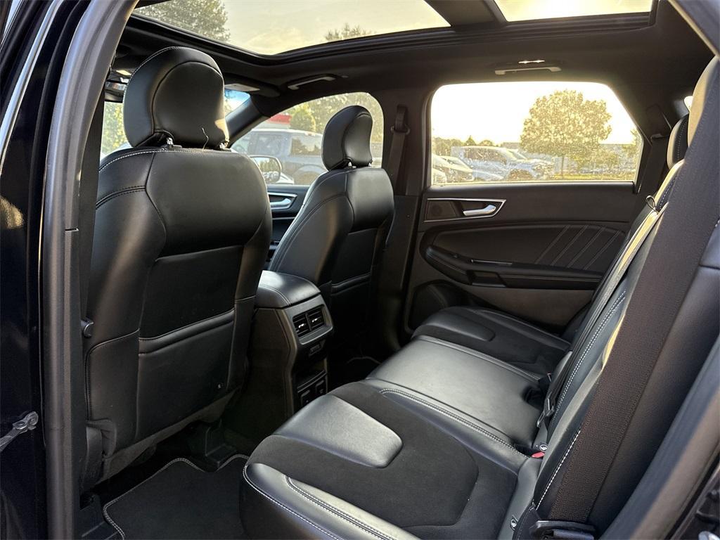 used 2019 Ford Edge car, priced at $20,000
