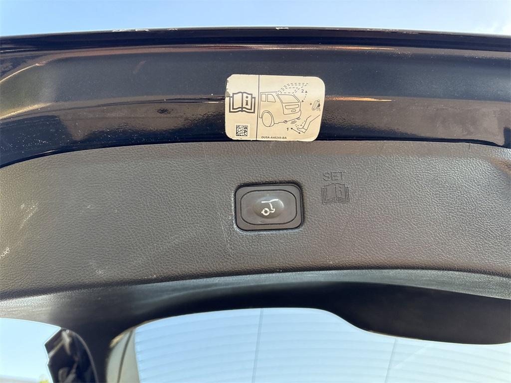 used 2019 Ford Edge car, priced at $20,000