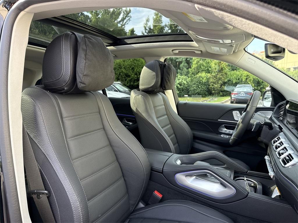 new 2025 Mercedes-Benz GLE 450e car, priced at $88,165