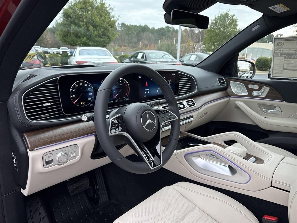 new 2025 Mercedes-Benz GLS 450 car, priced at $94,405