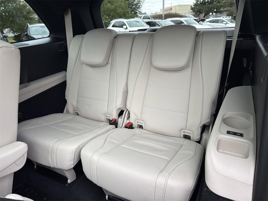 new 2025 Mercedes-Benz GLS 450 car, priced at $94,405