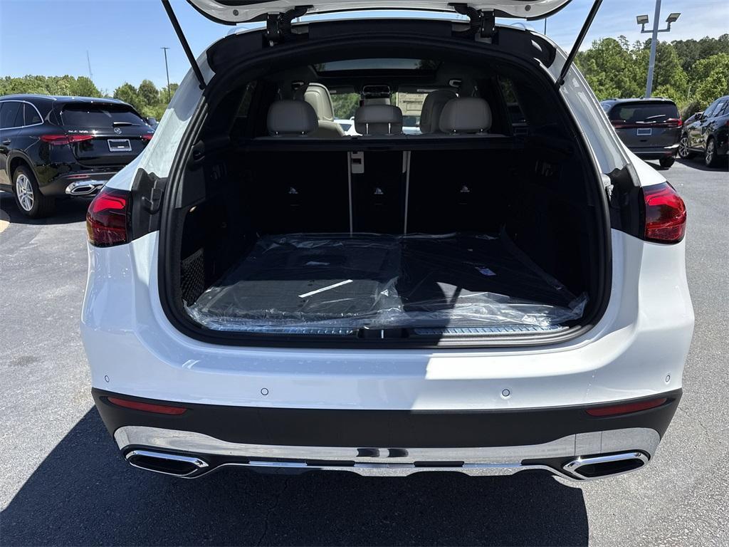 new 2025 Mercedes-Benz GLC 300 car, priced at $54,150