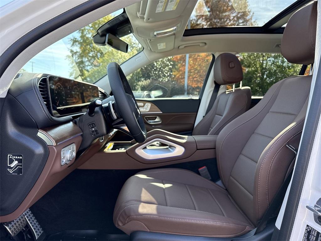 new 2026 Mercedes-Benz GLS 450 car, priced at $98,280