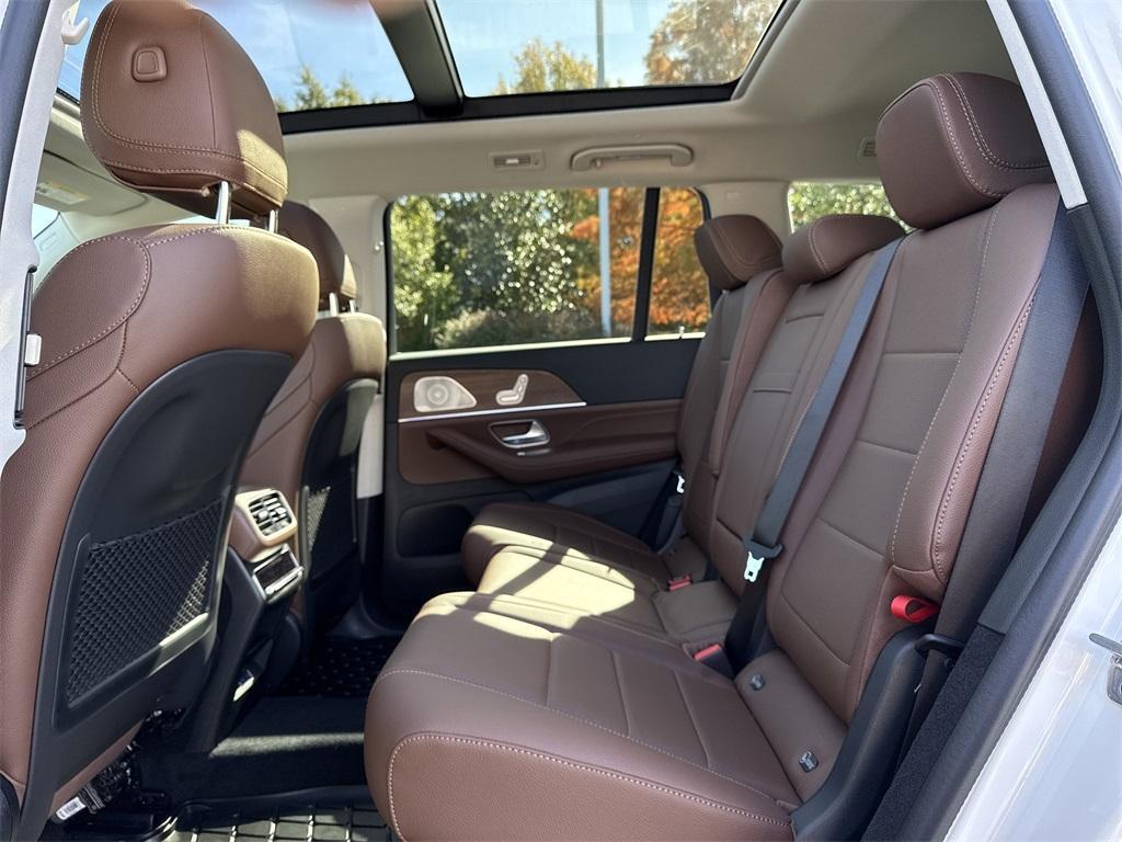 new 2026 Mercedes-Benz GLS 450 car, priced at $98,280
