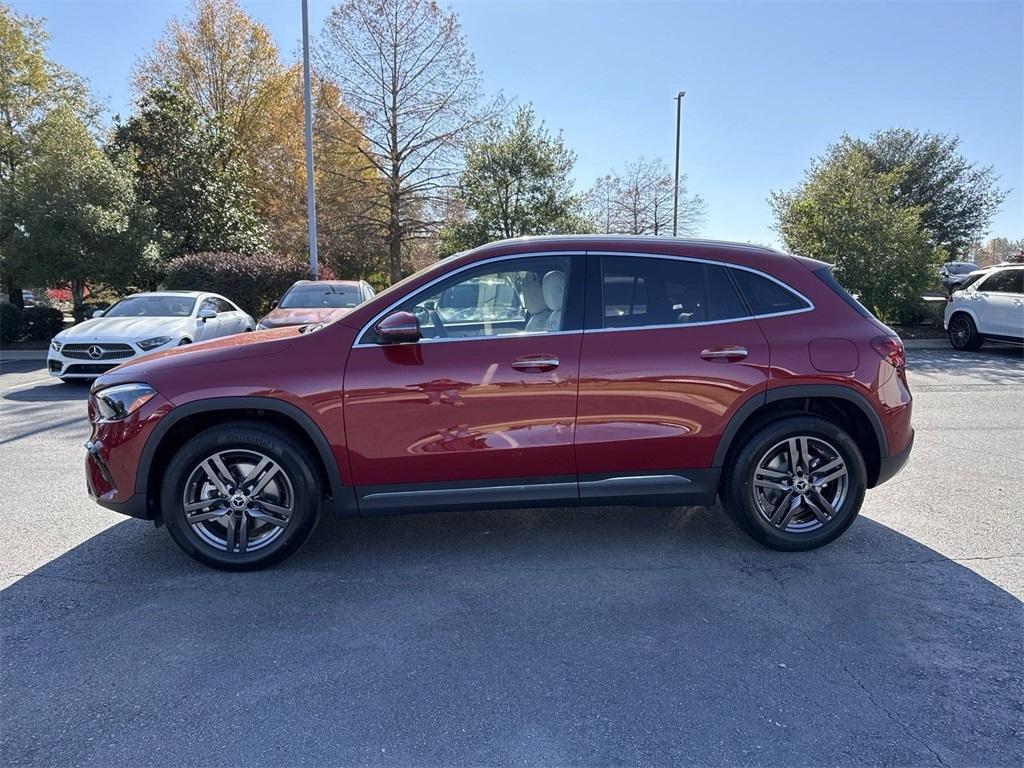 new 2025 Mercedes-Benz GLA 250 car, priced at $49,095